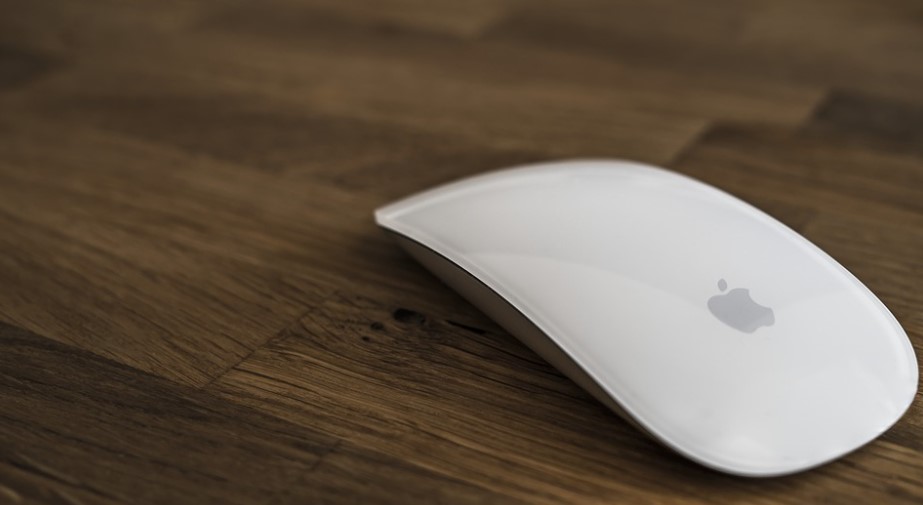 Comparison Between An Apple Magic Mouse 1 and 2